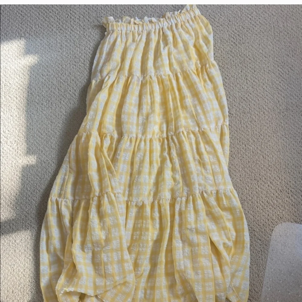 Vici Yellow Two Piece Skirt Set - Picture 10 of 16